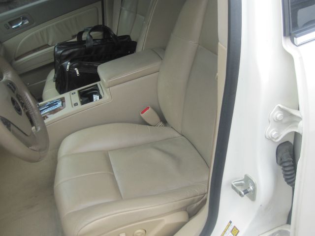 Cadillac STS 2005 photo 5