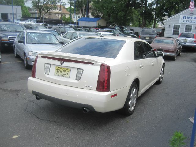 Cadillac STS 2005 photo 6