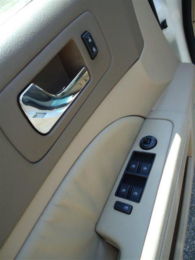 Cadillac STS 2005 photo 15