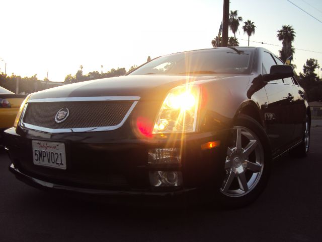 Cadillac STS 2005 photo 1