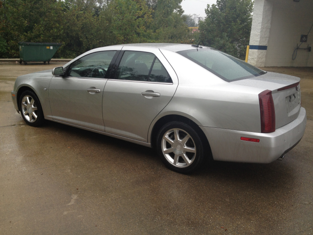 Cadillac STS 2005 photo 1