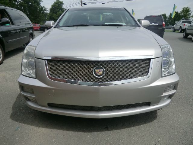 Cadillac STS 2005 photo 3