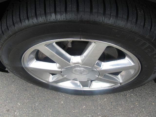 Cadillac STS 2005 photo 10