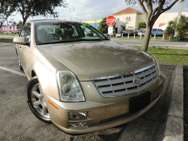 Cadillac STS 2005 photo 1
