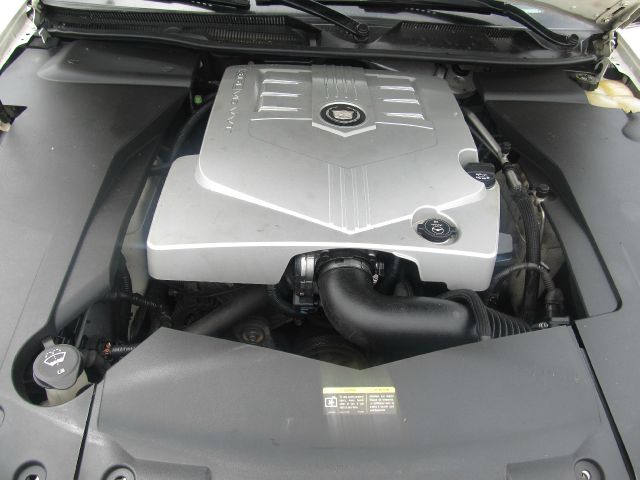 Cadillac STS 2005 photo 24