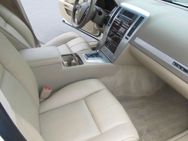 Cadillac STS 2005 photo 26