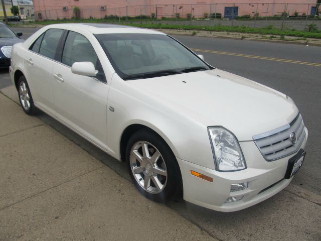Cadillac STS 2005 photo 29