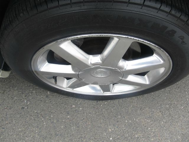 Cadillac STS 2005 photo 4