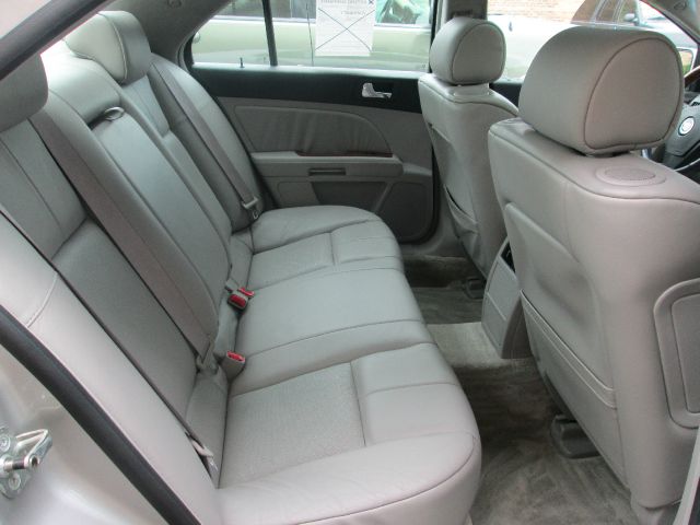 Cadillac STS 2005 photo 6