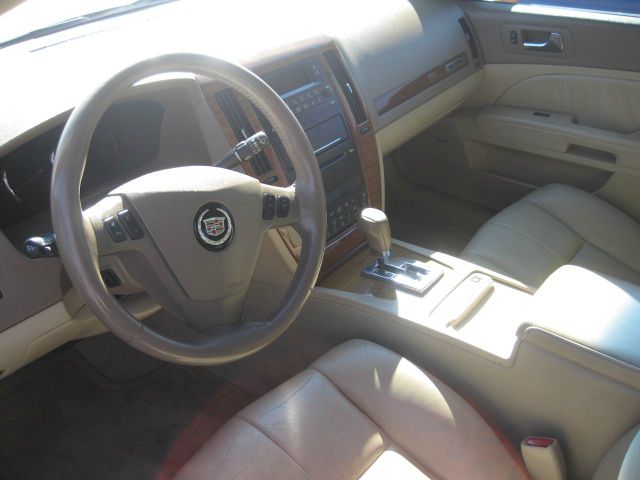 Cadillac STS 2005 photo 1