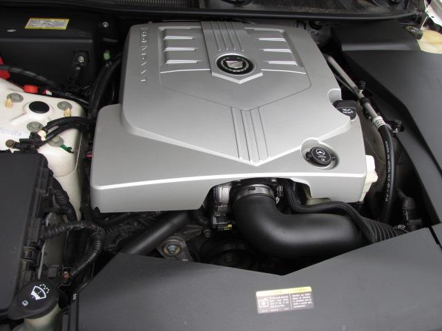 Cadillac STS 2005 photo 10