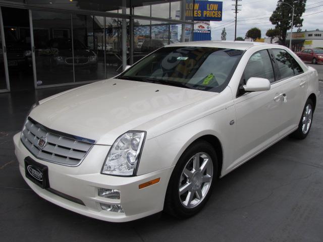 Cadillac STS 2005 photo 21