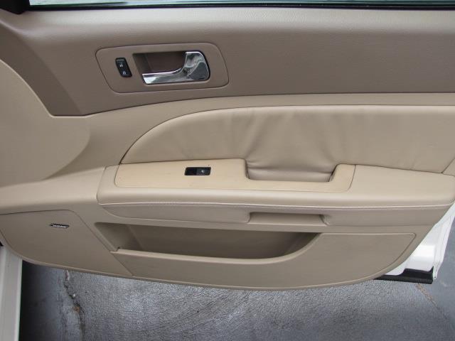 Cadillac STS 2005 photo 22