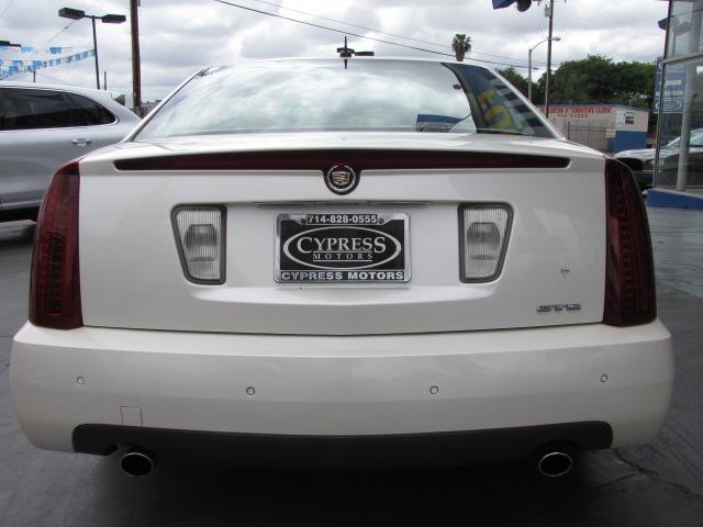 Cadillac STS 2005 photo 5