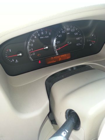 Cadillac STS 2005 photo 2