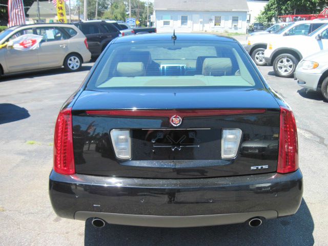 Cadillac STS 2006 photo 3