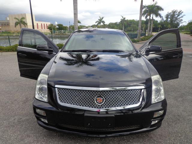 Cadillac STS 2006 photo 21