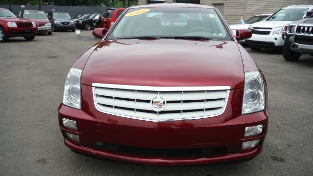 Cadillac STS 2006 photo 2