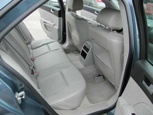 Cadillac STS 2006 photo 6