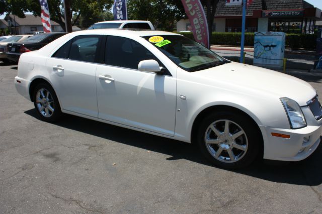 Cadillac STS 2006 photo 1