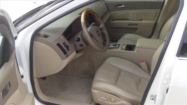 Cadillac STS 2006 photo 4