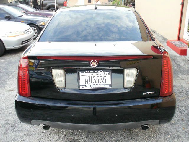Cadillac STS 2006 photo 1