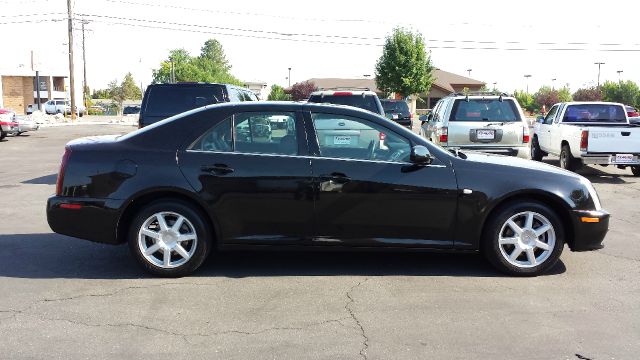 Cadillac STS 2006 photo 1