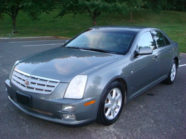 Cadillac STS 2006 photo 1