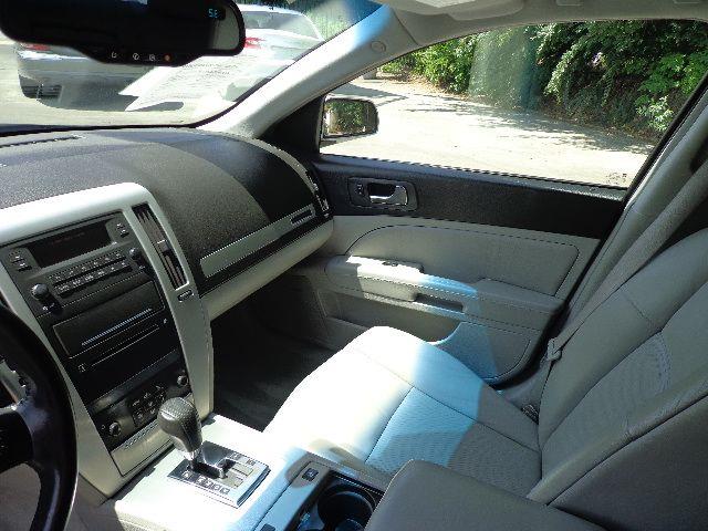 Cadillac STS 2006 photo 3