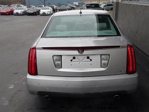 Cadillac STS 2007 photo 3