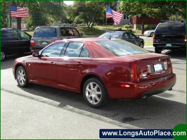 Cadillac STS 2007 photo 2