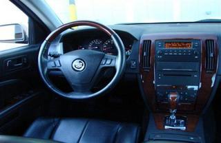 Cadillac STS 2007 photo 2