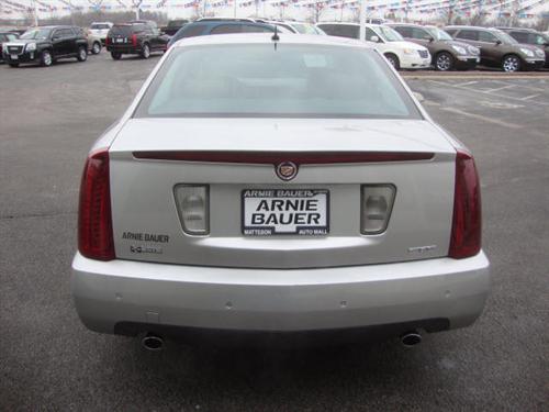 Cadillac STS 2007 photo 4