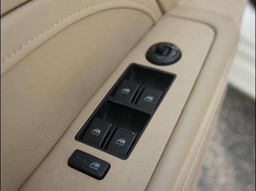 Cadillac STS 2007 photo 2