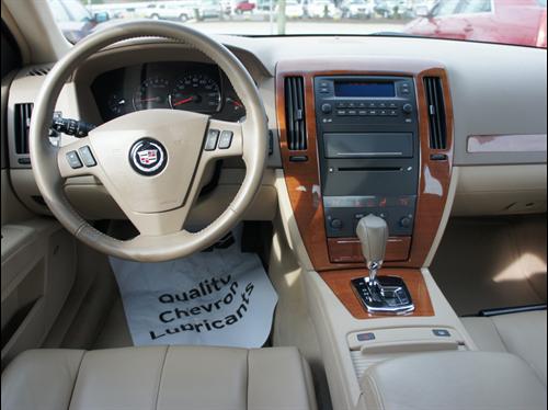 Cadillac STS 2007 photo 4