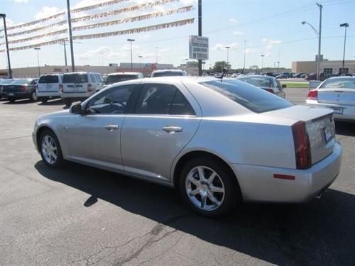 Cadillac STS 2007 photo 1