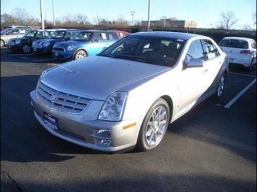 Cadillac STS 2007 photo 2