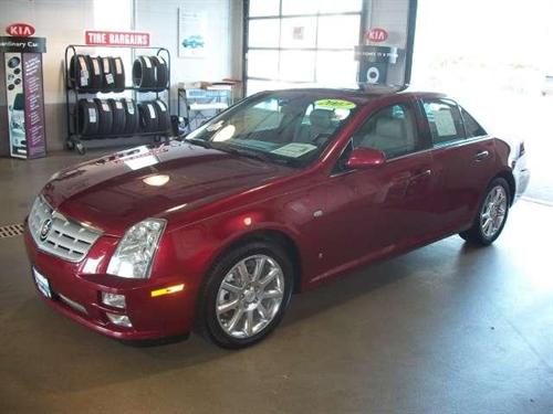 Cadillac STS 2007 photo 2