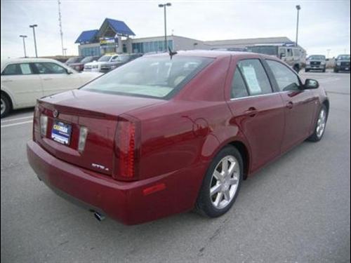 Cadillac STS 2007 photo 4