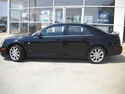 Cadillac STS 2007 photo 2