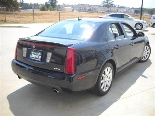 Cadillac STS 2007 photo 4