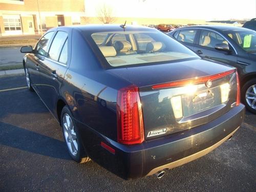 Cadillac STS 2007 photo 1