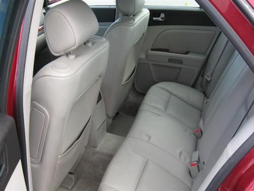 Cadillac STS 2007 photo 2