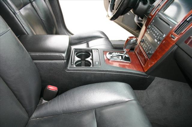 Cadillac STS 2007 photo 15