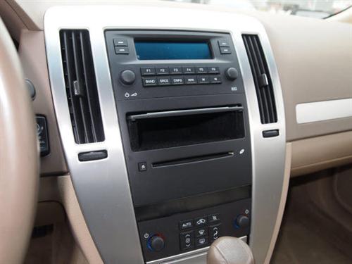 Cadillac STS 2007 photo 2