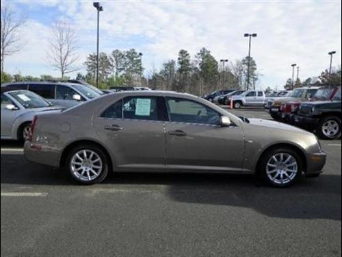 Cadillac STS 2007 photo 1