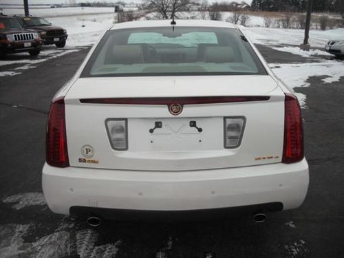 Cadillac STS 2007 photo 1