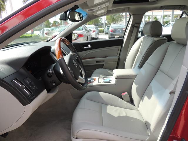 Cadillac STS 2008 photo 5