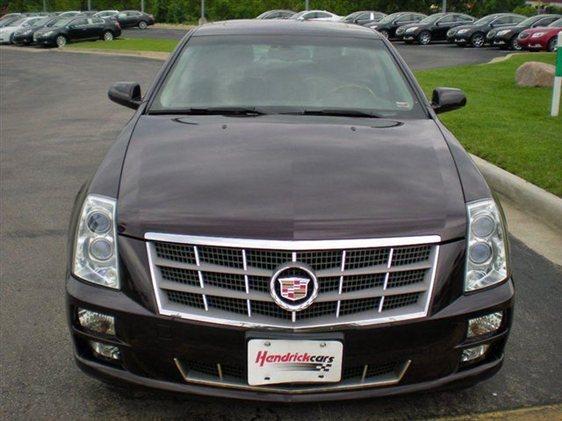 Cadillac STS 2008 photo 1