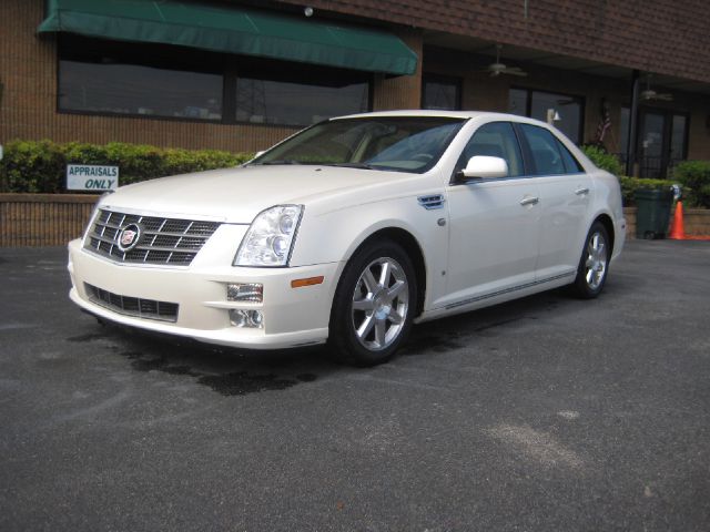 Cadillac STS 2008 photo 4